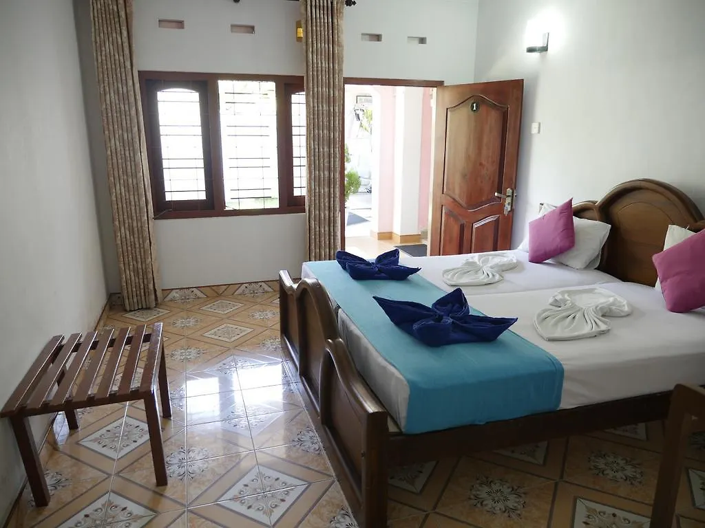 Ocean View Tourist Guest House At Negombo Beach Near The Airport