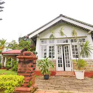 kandy-hill-bungalow.kandyhotelsnow.com/