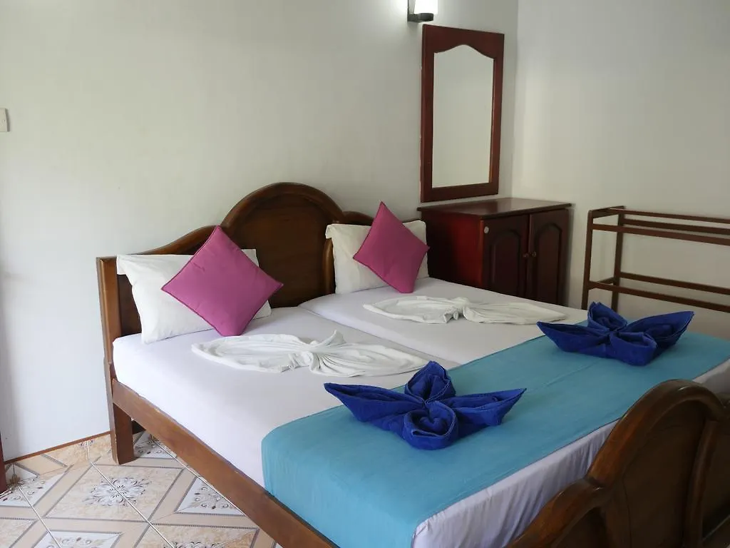 Ocean View Tourist Guest House At Negombo Beach Near The Airport