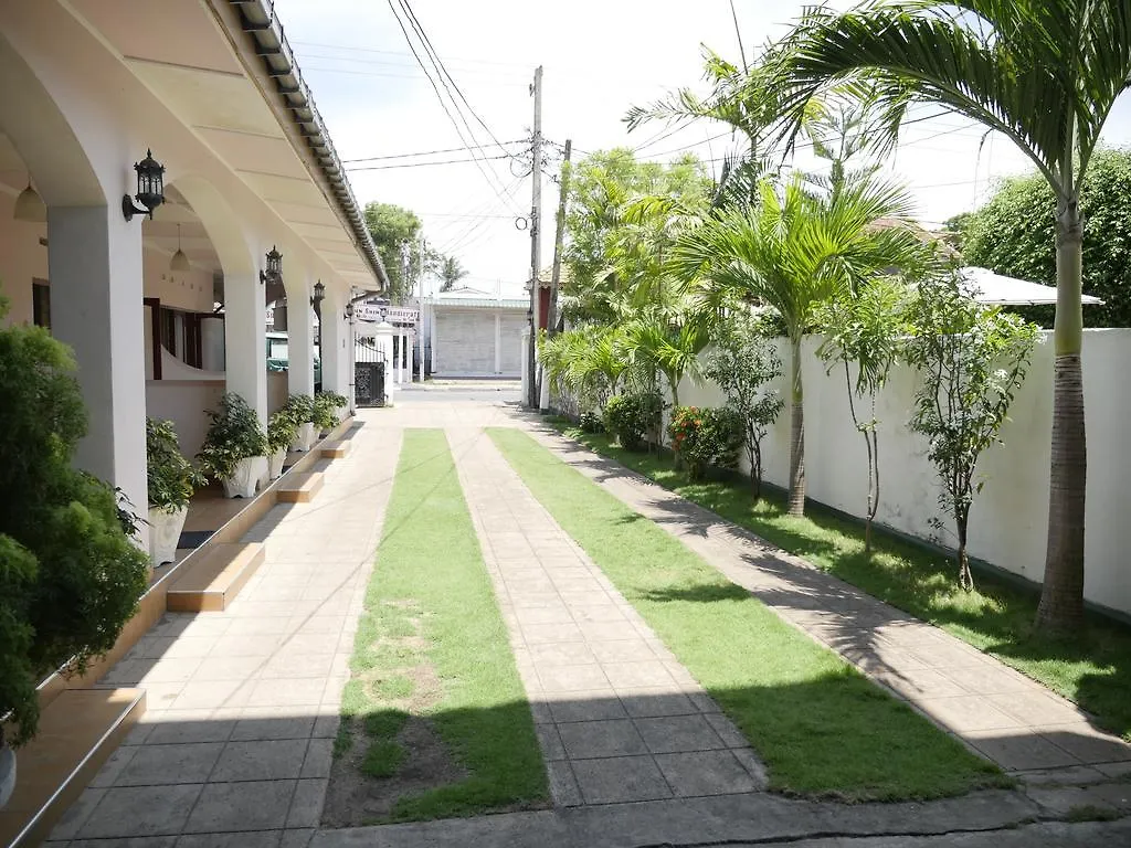 Ocean View Tourist Guest House At Negombo Beach Near The Airport Шри-Ланка
